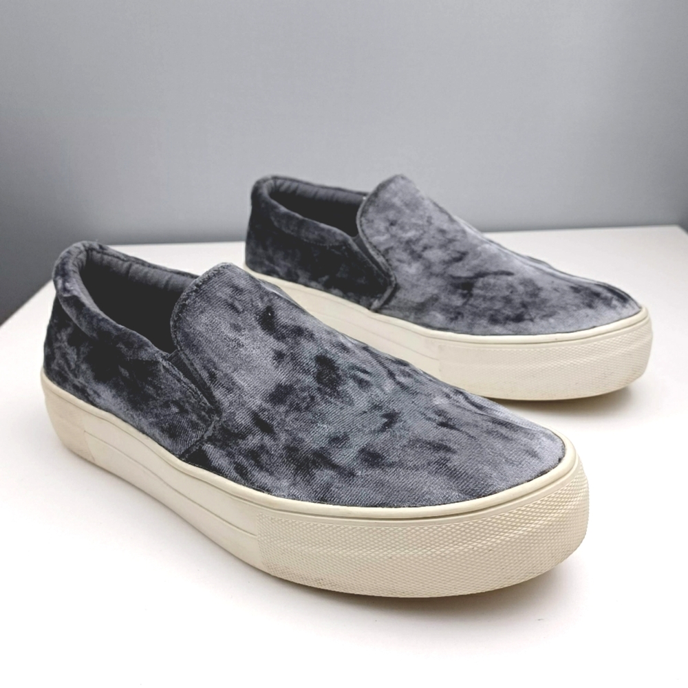 Steve Madden Gema crushed velvet slip-on casual platform Sneakers size 7
